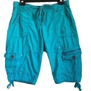 🐠 3 for $15 🐠 Dalia Collection capris light blue